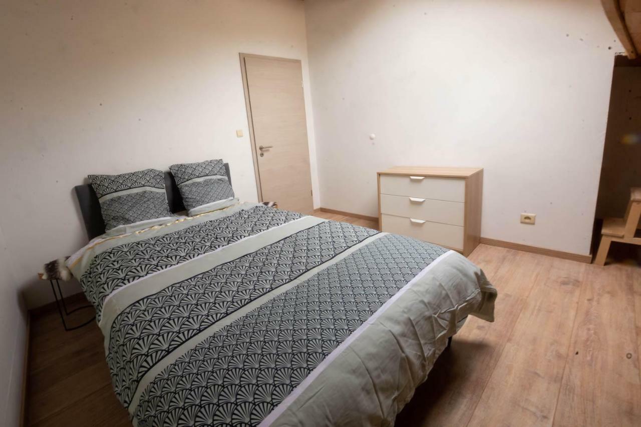 Abso-Gite Houffalize Esterno foto